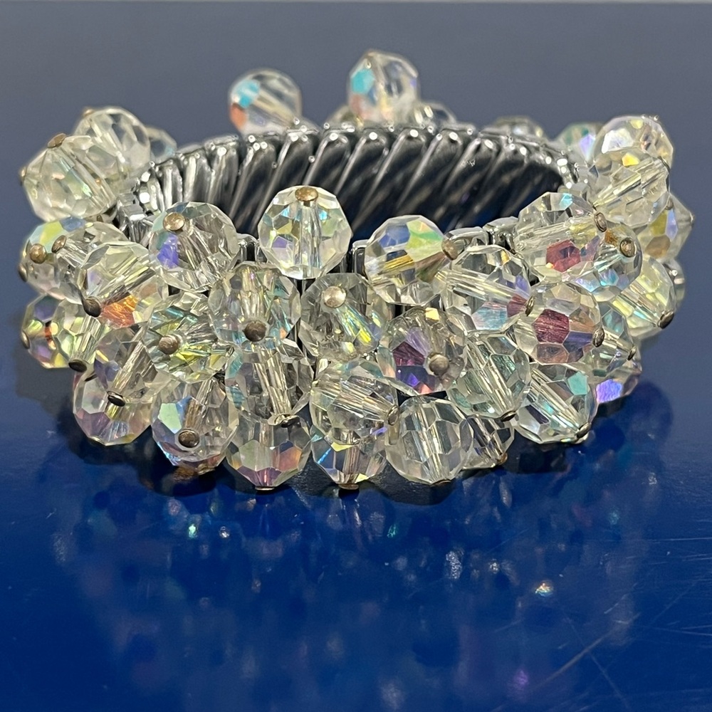 Crystal Bracelet Aurora Borealis Faceted Bead Silver Stretch Vintage 80s Jewelry